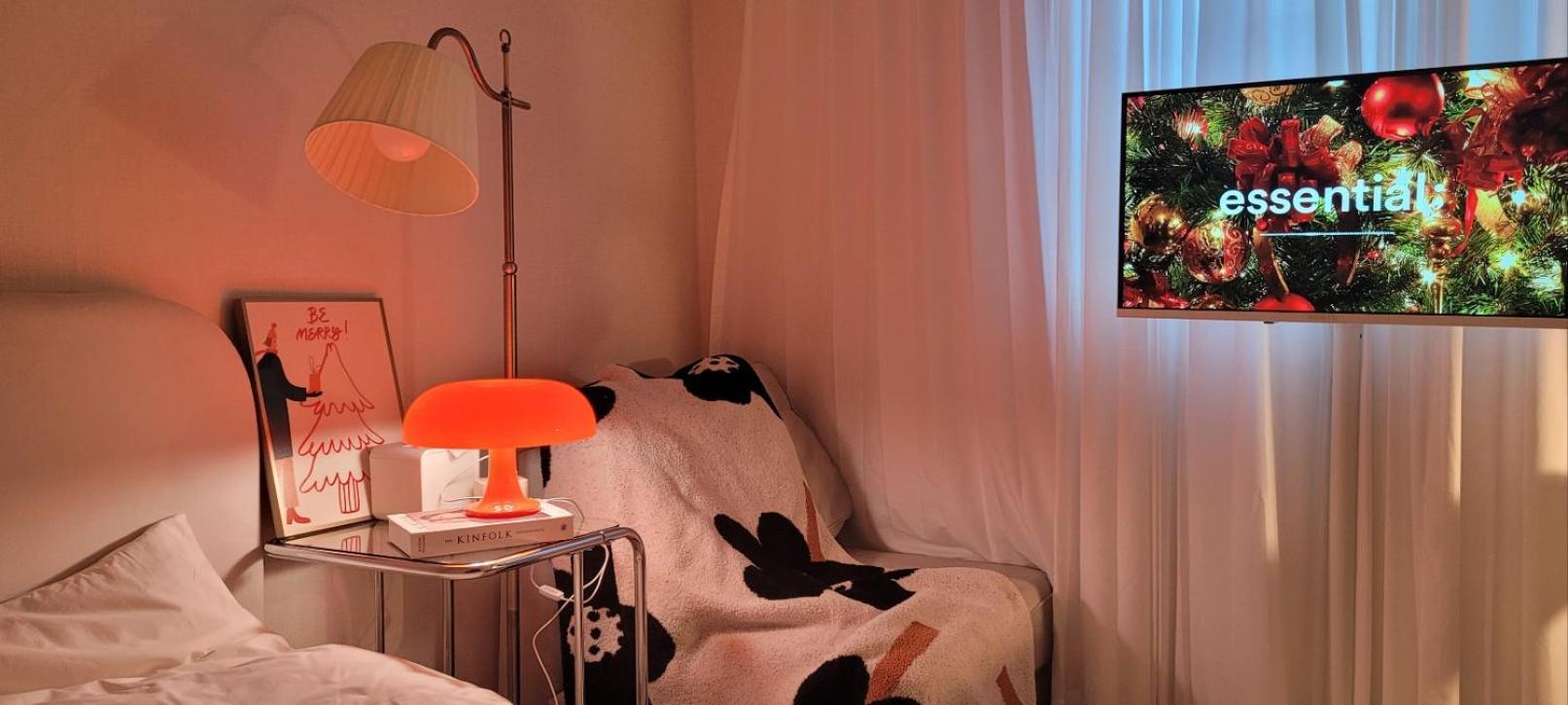 Apartamento Cozy Guesthouse, 10 Minutes From Snu Entrance Station, In Sharosu-gil, Ott, Nespresso Machine, Within 25 Minutes By Subway To Hongdae, Gangnam, Seongsu, Gwanaksan, Up To 5 People *